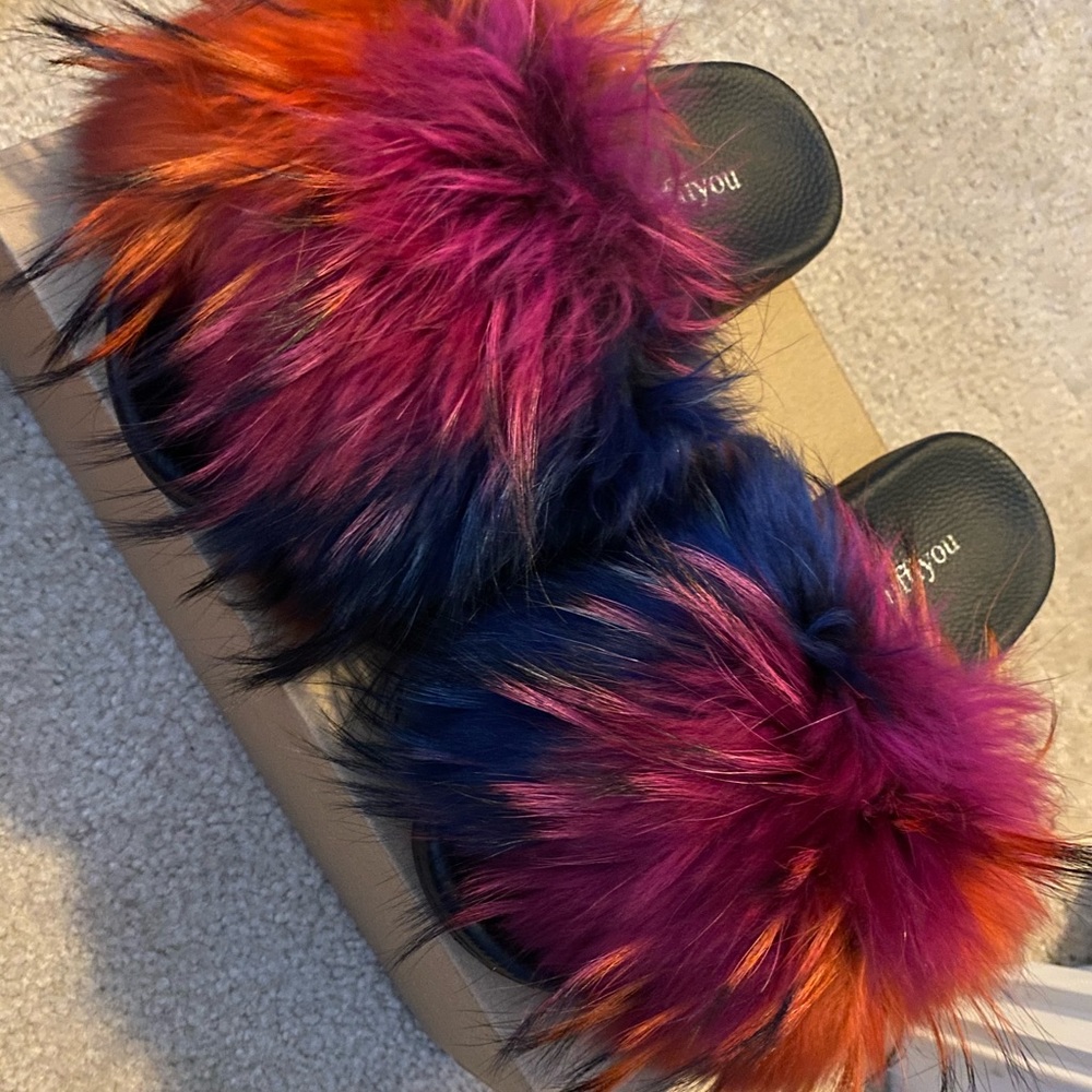 Raccoon fur multi color slides